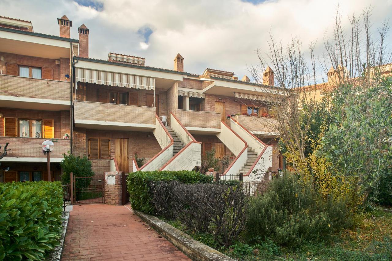 Ferienwohnung Little Brick House On Siena Hills With Balconies Exterior foto